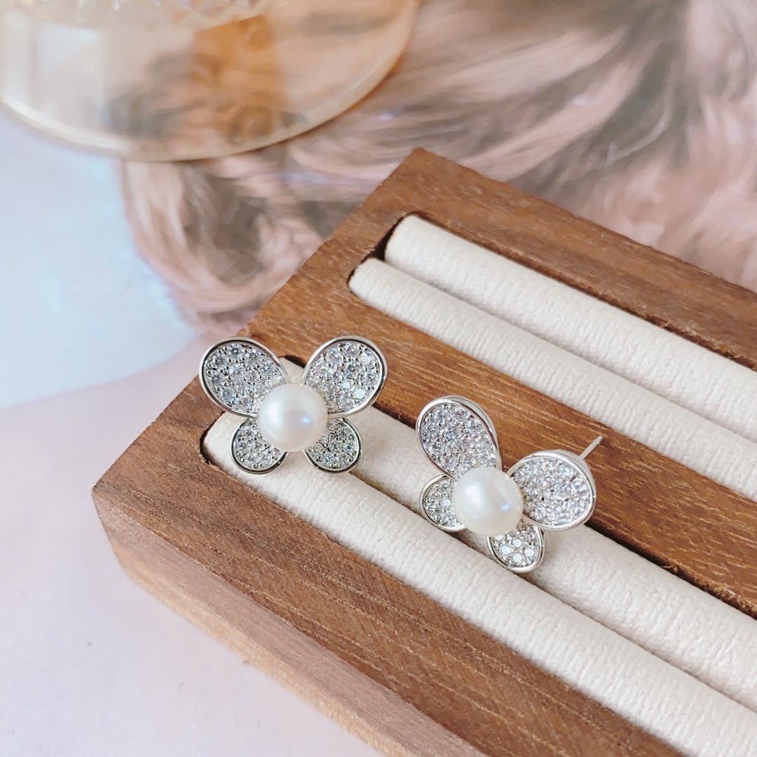 Butterfly Earrings – Elegant and Chic Jewelry for Women