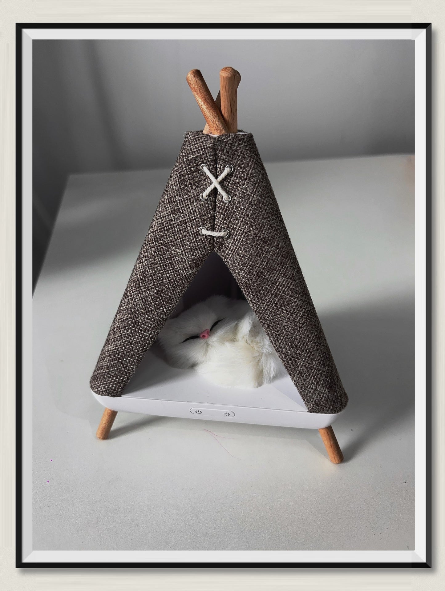 Tepee-Style Multifunctional Lamp Speaker!
