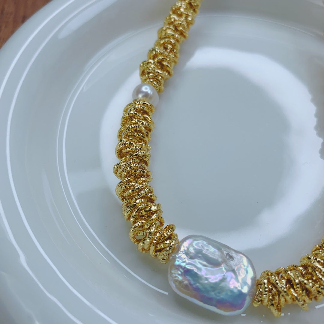 Baroque Choker Necklace – Elegant, Vintage-Inspired Statement Jewelry