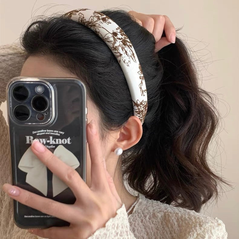 High-Quality Hair Scrunchies – Stylish, Durable, and Gentle on All Hair Types