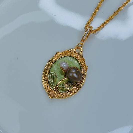 Oil Painting Necklace for Elegant Lady – Artistic and Refined Jewelry