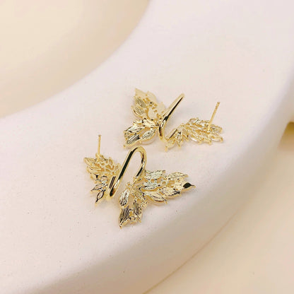 Butterfly Earrings with Pearl and Artificial Zircon – Elegant, Sparkling Jewelry for Women