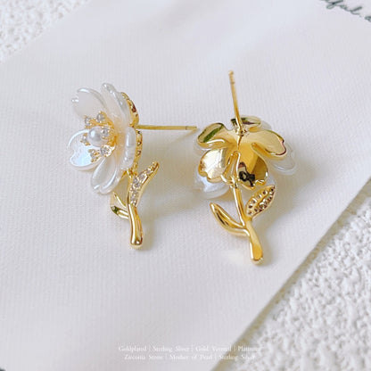 Flower Earrings – Elegant and Feminine Jewelry for Every Occasion