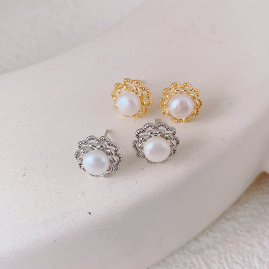 Flower Earrings – Elegant and Feminine Jewelry for Every Occasion