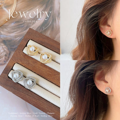 Cross Triangle Earrings – Modern and Bold Jewelry for Women