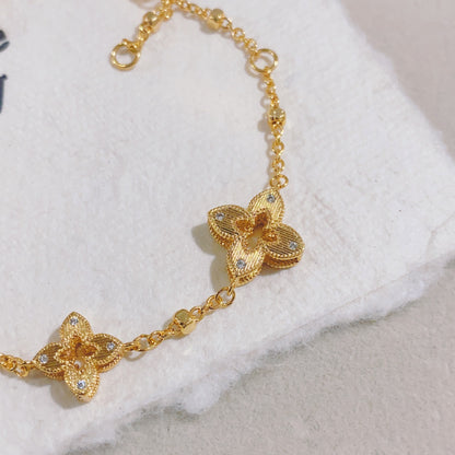 Lucky Four-Leaf Clover Bracelet | Symbol of Good Fortune