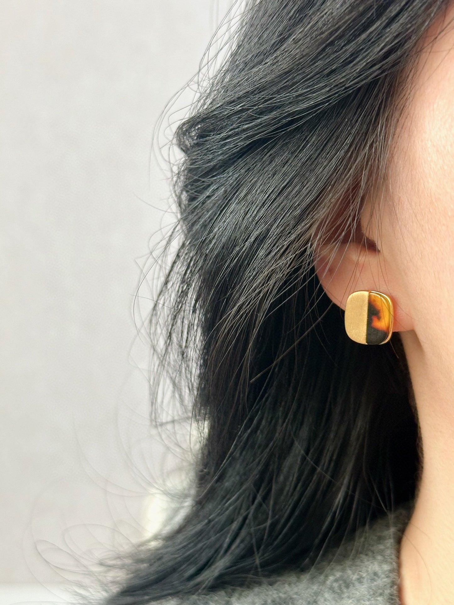 Contrast Color Metal Brushed Resin Amber Earrings | Bold & Modern